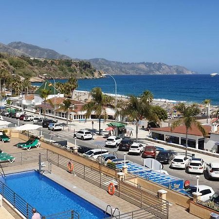 Apartamentos Nerja Bahia Luaran gambar
